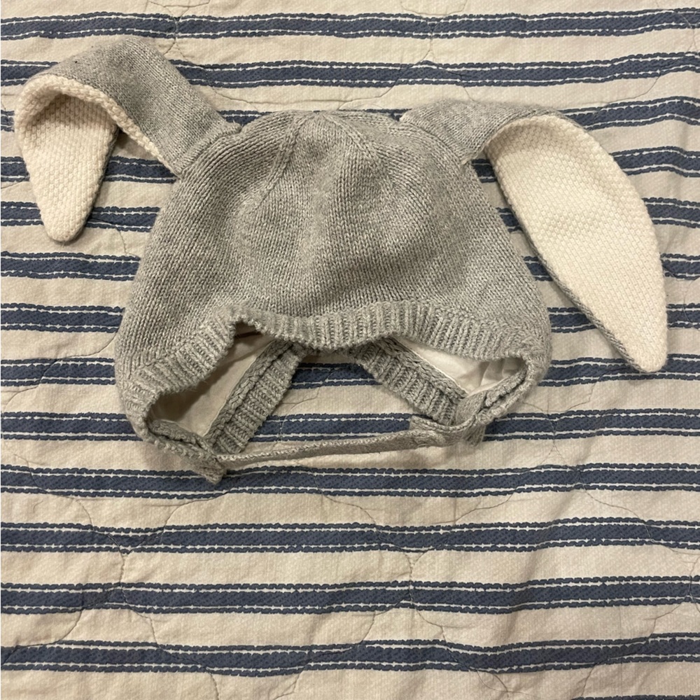 EUC H&M Baby Bunny Winter Hat